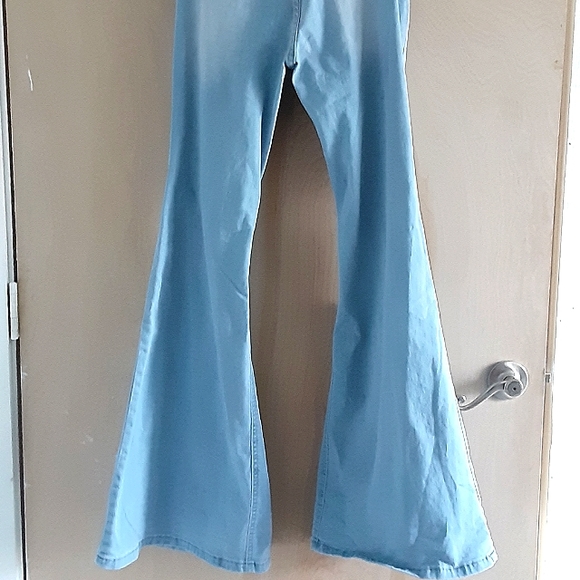 Super Flare High Waisted Bleach Style Baby Doll Jean Bell Bottoms - Picture 3 of 3